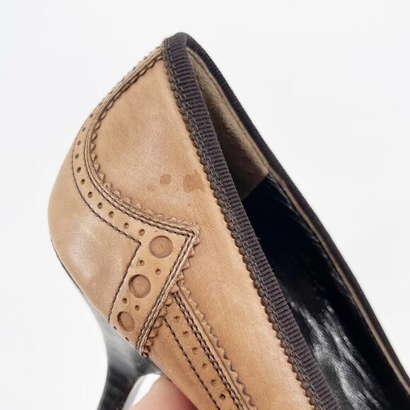 Vintage Prada Brown Leather Bow Trim Brogue Pointed Toe Mid Heel Pumps 36.5 - Picture 9 of 11